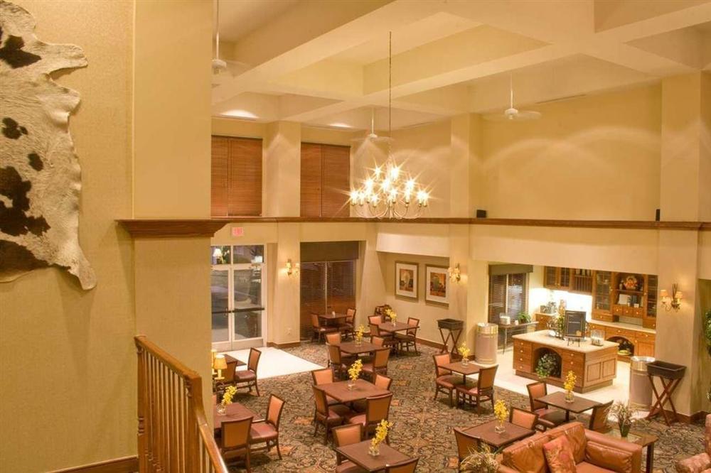 โฮมวูด สวีท บาย ฮิลตัน ฟอร์ต เวิร์ธ ฟอสซิล ครีก Hotel ฟอร์ตเวิร์ท ร้านอาหาร รูปภาพ